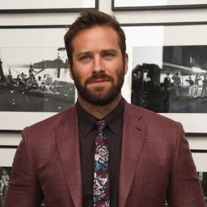 "Révélations choc : Armie Hammer se confie après les accusations de violences sexuelles"