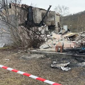 "Seria de mystérieux incendies touche Condrieu : Des dégâts considérables signalés"