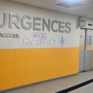 "Urgences débordées : grève illimitée à l'hôpital de Villeneuve-Saint-Georges"