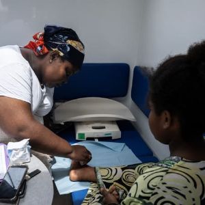 "Alerte à Mayotte : des retards médicaux provoquent des amputations post-cyclone"