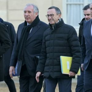 "Alerte rentrée : le gouvernement Bayrou face à un défi économique majeur"