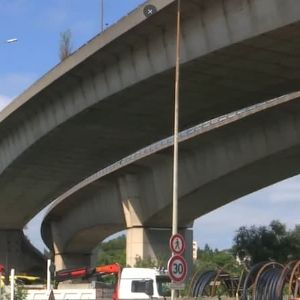 "Incendie spectaculaire sur le viaduc de Gennevilliers : perturbation de la circulation"