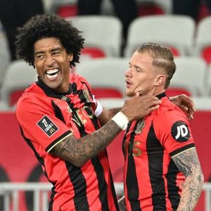 "Incroyable : Dante revient plus tôt que prévu pour affronter Rennes après sa blessure au genou"