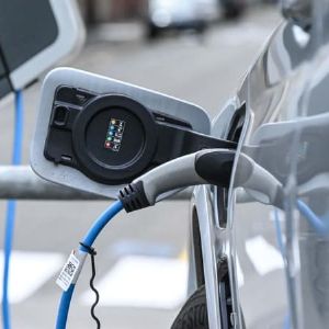 "Les astuces pour recharger sa voiture électrique au meilleur prix !"