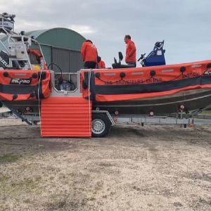 "Nouveau bateau de sauvetage en mer pour la SNSM de Berck-sur-Mer : un allié de haute technologie pour des interventions cruciales"