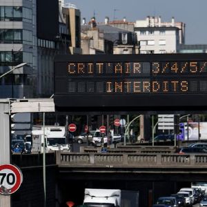 "Procurez-vous une dérogation dans la ZFE du Grand Paris pour vos véhicules professionnels grâce à ce pass spécial !"