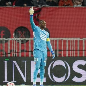 "Révélation choc sur l'erreur de Mandanda qui bouleverse le feuilleton Samba à Rennes"