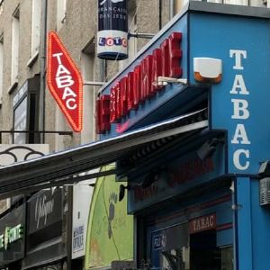 "Gros braquage dans un bureau de tabac à Diémoz, les malfaiteurs toujours en cavale"