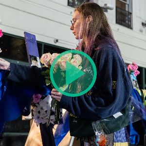 "Hommage poignant aux victimes de l'attaque sur Bourbon Street à La Nouvelle-Orléans"