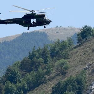 "Incroyable ! Parapentiste de 78 ans porté disparu retrouvé après une nuit passée à Gourdon"