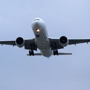 "Incroyable ! Un vol Air France fait demi-tour en urgence après 17 minutes de vol à cause d'un problème de pressurisation"