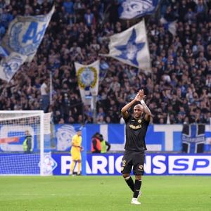 "André Ayew ému par l'hommage des supporters de l'OM malgré son but pour le Havre : une soirée pleine d'émotions"