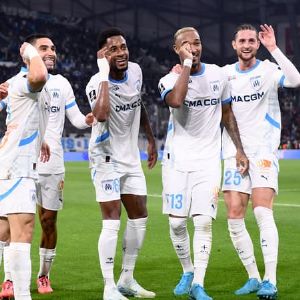 "OM vs Le Havre : tous les joueurs marseillais reprennent la célébration de "fléchettes" de Maupay"