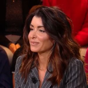 "Révélations choquantes de Jenifer : comment elle a été forcée à participer à une émission à 14 ans !"