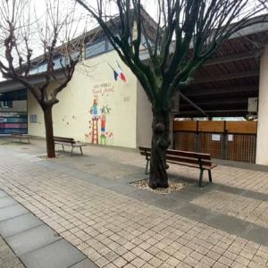 "Alerte à la maternelle de Signes : la cantine fermée pour cause de fragilités dans le plafond !"