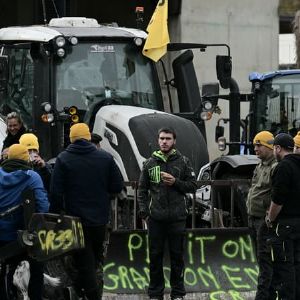 "Alerte ! Des agriculteurs en colère menacent de paralyser Paris"