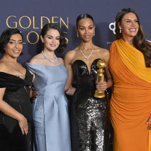 "Discours choc aux Golden Globes : Karla Sofía Gascón s'exprime avec force et émotion"