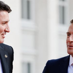 "Emmanuel Macron : Justin Trudeau démissionne, les appels se multiplient pour qu'il fasse de même"