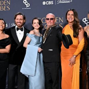 "Jacques Audiard triomphe aux Golden Globes 2025 avec "Emilia Perez" et "The Brutalist""