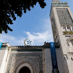 "La Grande Mosquée de Paris riposte contre CNews pour une campagne diffamatoire"