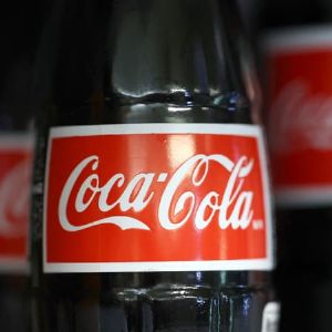 "Alerte santé : des Coca-Cola importés moins chers et plus nocifs en promotion"