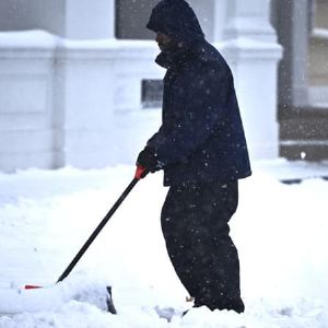 "Catastrophe hivernale aux États-Unis : bilan tragique suite à la tempête"