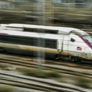 "Choc ! La SNCF augmente ses tarifs de TGV de 1,5% en moyenne"