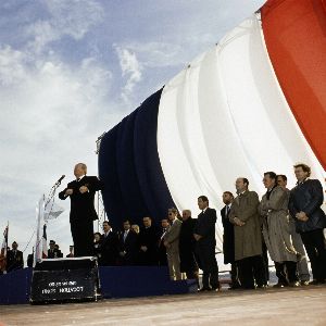 "Comment Jean-Marie Le Pen a réuni les courants de l’extrême droite en France"