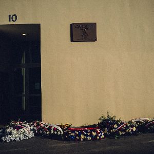 "Hommage émouvant aux victimes de l'attentat du 7 janvier 2015"