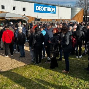 "Incroyable attente pour les billets du match FC Bourgoin-Jallieu vs. OL en Coupe de France"