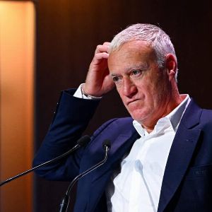 "Incroyable ! Didier Deschamps annonce son départ de l'Équipe de France"