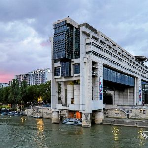 "Le Grand Ménage des Finances Publiques : Les Clés pour Redresser la France"