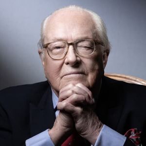 "Le RN face à l'héritage de Jean-Marie Le Pen : couper les liens pour avancer"