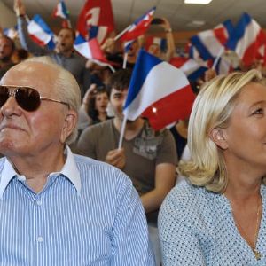 "Les relations tumultueuses entre Jean-Marie et Marine Le Pen : de l'amour à la rupture"