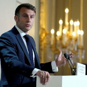 Macron lance un appel retentissant à l'Europe face à Trump et Poutine