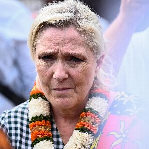 Marine Le Pen victime d'un accident d'embarcation à Mayotte en clôture de sa visite