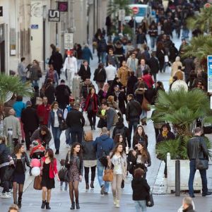 "Alerte ! Les ménages français s'inquiètent de leur avenir en décembre"