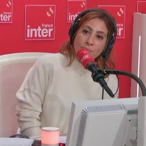 "Émotions intenses : cette actrice célèbre émue aux larmes devant sa fille sur France Inter!"