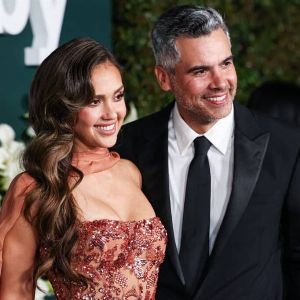 "Incroyable : Jessica Alba sur le point de divorcer après 15 ans avec Cash Warren !"