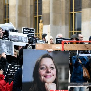 "Inquiétudes pour Cécile Kohler, détenue en Iran : témoignage alarmant de Narges Mohammadi"