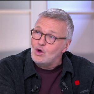 "Laurent Ruquier réagit froidement à la mort de Jean-Marie Le Pen : la polémique sur France 5"