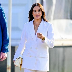 "Révélation tragique de Meghan Markle : son adieu déchirant à un membre de sa famille qui lui était cher"