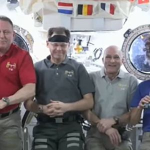 "Experience hors du commun : les astronautes piégés dans l'ISS depuis plusieurs mois témoignent"