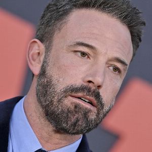 "Incendie à Los Angeles : Ben Affleck évacue sa maison en flammes et trouve refuge chez Jennifer Garner"