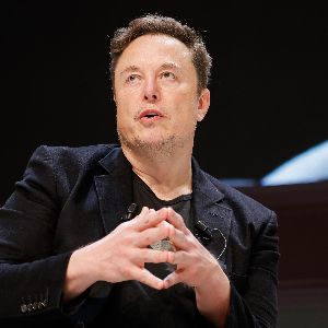 "Le coup de Maître d'Elon Musk pour influencer les élections en Allemagne et bouleverser l'Europe"