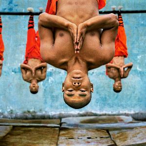 Découvrez les incroyables voyages de Steve McCurry à travers 80 photos