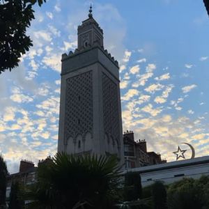 "Mosquée de Paris : une nouvelle prière pour la France après le prêche du vendredi"