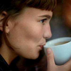 "Découvrez comment le café et le thé protègent contre certains cancers ORL !"