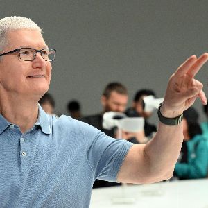 "Apple résiste aux pressions pour arrêter les programmes de diversité malgré Trump"