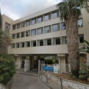 "Scandale à Nice : homme filmant secrètement des étudiantes dans les toilettes de la fac de droit"